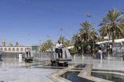 قسم بين الحرمين الشريفين يهيئ الساحة الوسطية لخدمة الزائرين