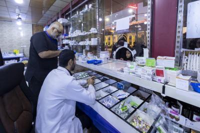 بذكرى شهادته.. العتبة العباسية المقدسة تواصل تقديم خدماتها الصحية لزائري مرقد الإمام الحسن العسكري (عليه السلام) في سامراء