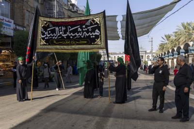 قسم بين الحرمين ينظم حركة المواكب العزائية في ذكرى شهادة الإمام الحسن العسكري (عليه السلام)