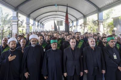 خدمة العتبتين المقدستين يحيون ذكرى شهادة الإمام الحسن العسكري (عليه السلام)