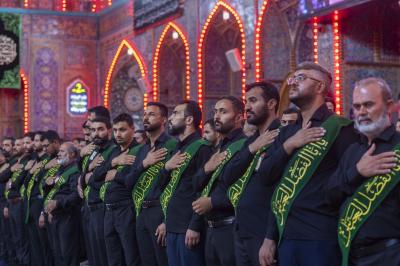خدمة العتبتين المقدستين يحيون ذكرى شهادة الإمام الحسن العسكري (عليه السلام)