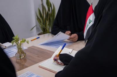 معهد القرآن الكريم النسوي يناقش مع لجنة تحكيم مسابقة الفرقان الثامنة تحضيراتها الفنية