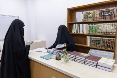 معهد القرآن الكريم النسوي يستقبل طالباته لبدء العام الدراسي الجديد