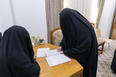معهد القرآن الكريم النسوي يستقبل طالباته لبدء العام الدراسي الجديد