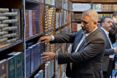 بأكثر من 70 إصدارًا.. قسم شؤون المعارف يشارك في معرض بغداد الدولي للكتاب بدورته الـ27