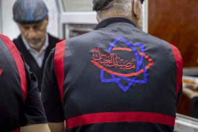 في ليلة الجمعة.. قسم المضيف يقدّم 15 آلف وجبة طعام لزائري مرقد أبي الفضل العباس (عليه السلام)