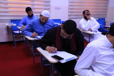 مركز دار العلم: نقدم محاضرات تسلط الضوء على الأسس والمنطلقات في علمي النحو والبلاغة