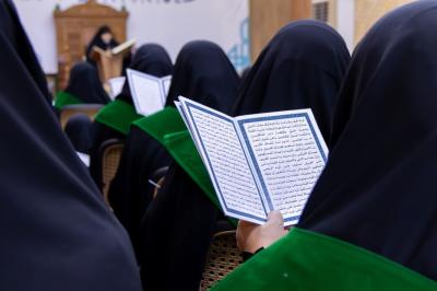 شعبة السيدة فاطمة بنت أسد تقيم برنامج (مناهل روية) في مسجد السهلة