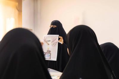 مركز الثقافة الأسرية يواصل برنامجه التربوي تألّق وإبداع