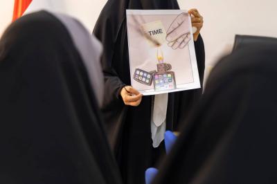 مركز الثقافة الأسرية يواصل برنامجه التربوي تألّق وإبداع