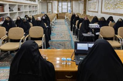 شعبة التوجيه الديني النسوي تستأنف برنامج (لأبي الفضل أنتمي) لملاكات شعبة الزينبيات