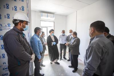 عقد من العطاء العابر للأزمات: مرجعية النجف الأشرف  بمواجهة النزوح والجائحة والجفاف