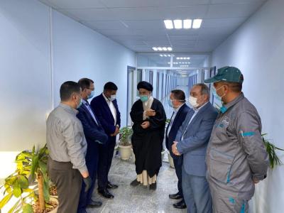 عقد من العطاء العابر للأزمات: مرجعية النجف الأشرف  بمواجهة النزوح والجائحة والجفاف