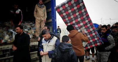 عقد من العطاء العابر للأزمات: مرجعية النجف الأشرف  بمواجهة النزوح والجائحة والجفاف
