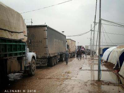 عقد من العطاء العابر للأزمات: مرجعية النجف الأشرف  بمواجهة النزوح والجائحة والجفاف