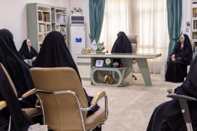 شعبة العلاقات النسوية تنظم جولة ميدانية لوفد جامعة ميسان في مركز الصديقة الطاهرة
