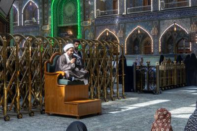  قسم الشؤون الدينية يقدم محاضرات توجيهية للزائرين في صحن مرقد أبي الفضل العباس (عليه السلام)