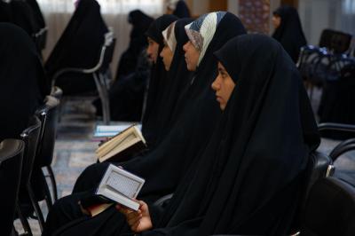 لجنة تحكيم مسابقة الفرقان الوطنية الثامنة تشيد بالمستوى المتقدم للحافظات المشاركات