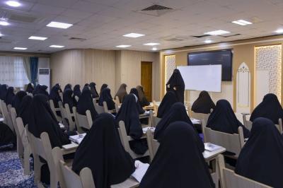 شعبة الخطابة الحسينية النسوية تستقبل طالبات معهدها للعام الدراسي الجديد