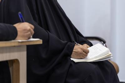 شعبة الخطابة الحسينية تطلق دورة تخصصية لإعداد المبلغات والخطيبات