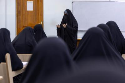 شعبة الخطابة الحسينية تطلق دورة تخصصية لإعداد المبلغات والخطيبات
