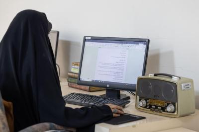 الخدمة النسوية: بوابة بناء المرأة الفاعلة في المنظور الإسلامي الحسيني
