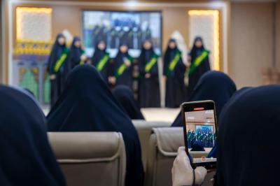 الخدمة النسوية: بوابة بناء المرأة الفاعلة في المنظور الإسلامي الحسيني