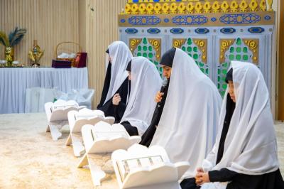 الخدمة النسوية: بوابة بناء المرأة الفاعلة في المنظور الإسلامي الحسيني