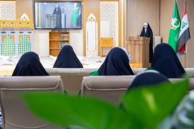 الخدمة النسوية: بوابة بناء المرأة الفاعلة في المنظور الإسلامي الحسيني