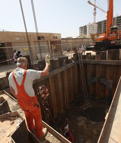 من الرؤية إلى الإنتاج.. خطى واثقة نحو اقتصاد مستدام: العتبة العباسية المقدسة تعزز التنمية الاقتصادية والصناعية
