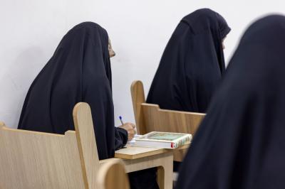 شعبة السيدة فاطمة بنت أسد تطلق النسخة الخامسة من دورة (ن والقلم) التعليمية