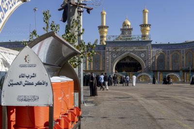 عبر شعبة السقاية.. قسم الشؤون الخدمية يقدم مياه الشرب المبردة للزائرين