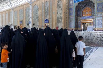 العتبة العباسية المقدسة تخصص عجلات لنقل 200 يتيم مع عوائلهم للمشاركة ببرنامج ثقافي في النجف الأشرف