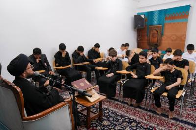 في رحاب أبي الفضل العباس (عليه السلام): كيف أحيت أقسامُ العتبة العباسية المقدسة الروايةَ الأولى لشهادة سيدة نساء العالمين؟