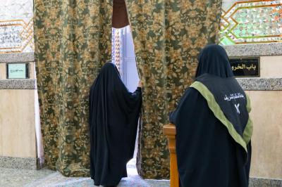 شعبة الزينبيات تواصل أعمالها الخدمية في مقام الإمام المهدي (عجل الله فرجه الشريف)
