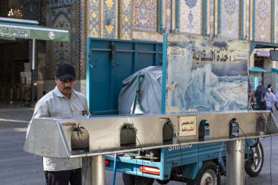 قسم الشؤون الخدمية ينفّذ أعمال تنظيف لمناهل مياه الشرب في محيط العتبة العباسية المقدسة