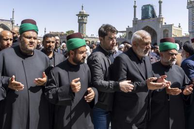 وفد العتبة العباسية المقدسة يشارك في مراسم تشييع آية الله الشبيري الزنجاني (رضوان الله عليه) في مدينة قم
