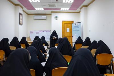 شعبة السيدة فاطمة بنت أسد تواصل دروس دورة (ن والقلم) التعليمية الخامسة