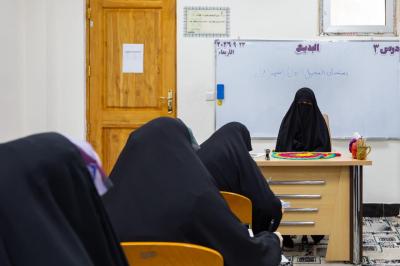 شعبة فاطمة بنت أسد (عليها السلام) تجري امتحانات الشهر الأول لطالبات مدرستها