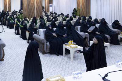 حفل تخرج طالبات معهد الخطابة الحسينية النسوية يشهد فعاليات ثقافية متنوعة
