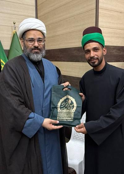 إدارة حرم السيدة فاطمة المعصومة (عليها السلام) تكرّم وفد العتبة العباسية المقدسة