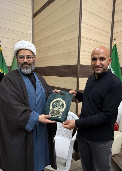 إدارة حرم السيدة فاطمة المعصومة (عليها السلام) تكرّم وفد العتبة العباسية المقدسة