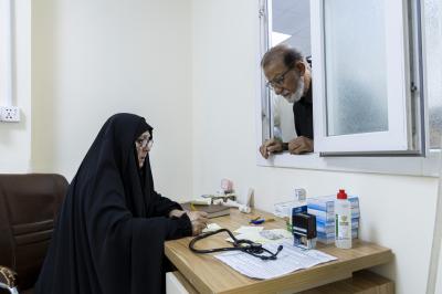 قسم الشؤون الطبية يكثف جهوده في ليالي الجمع لتقديم الخدمات الصحية المجانية للزائرين