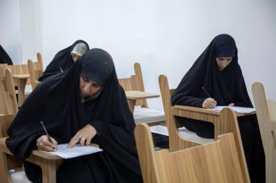 شعبة السيدة فاطمة بنت أسد (عليها السلام) تختتم فعاليات الدورة التعليمية (هدى للناس) لعدد من التربويات