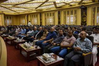 تشجيعاً وتثميناً لتفوّقهم: العتبةُ العبّاسية المقدّسة تُكرّم الطلبة الأوائل في ناحية الدبوني..