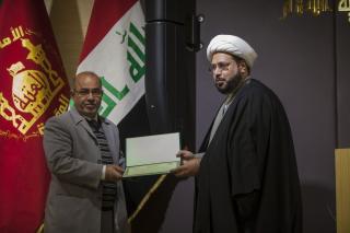 مركزُ تراثِ كربلاءَ يَعقدُ ندوةً أكاديميّةً ويُكرّمُ اثنين من الفائزين بمُسابقةِ أفضلِ مؤلَّفٍ عن تراث كربلاء..