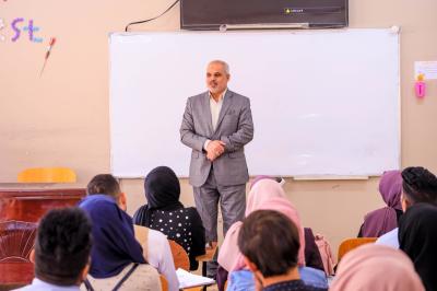 جامعةُ كربلاء تحتضنُ الندوةَ القرآنيّةَ الأخيرة وعميدُ كليّة التمريضِ فيها يؤكّدُ أنّ شبابَنا بحاجةٍ لزيادة ثقافتهم القرآنيّة