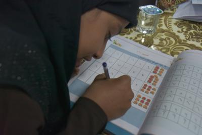 مركزُ الثقافة الأسريّة يفتتح صفّاً نسويّاً لمحو الأمّية