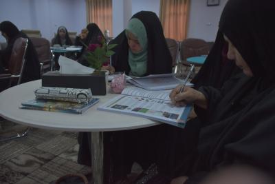 مركزُ الثقافة الأسريّة يفتتح صفّاً نسويّاً لمحو الأمّية