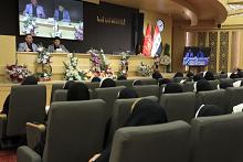 قسم العلاقات يكرّم عدداً من الطالبات المتفوّقات من بابل